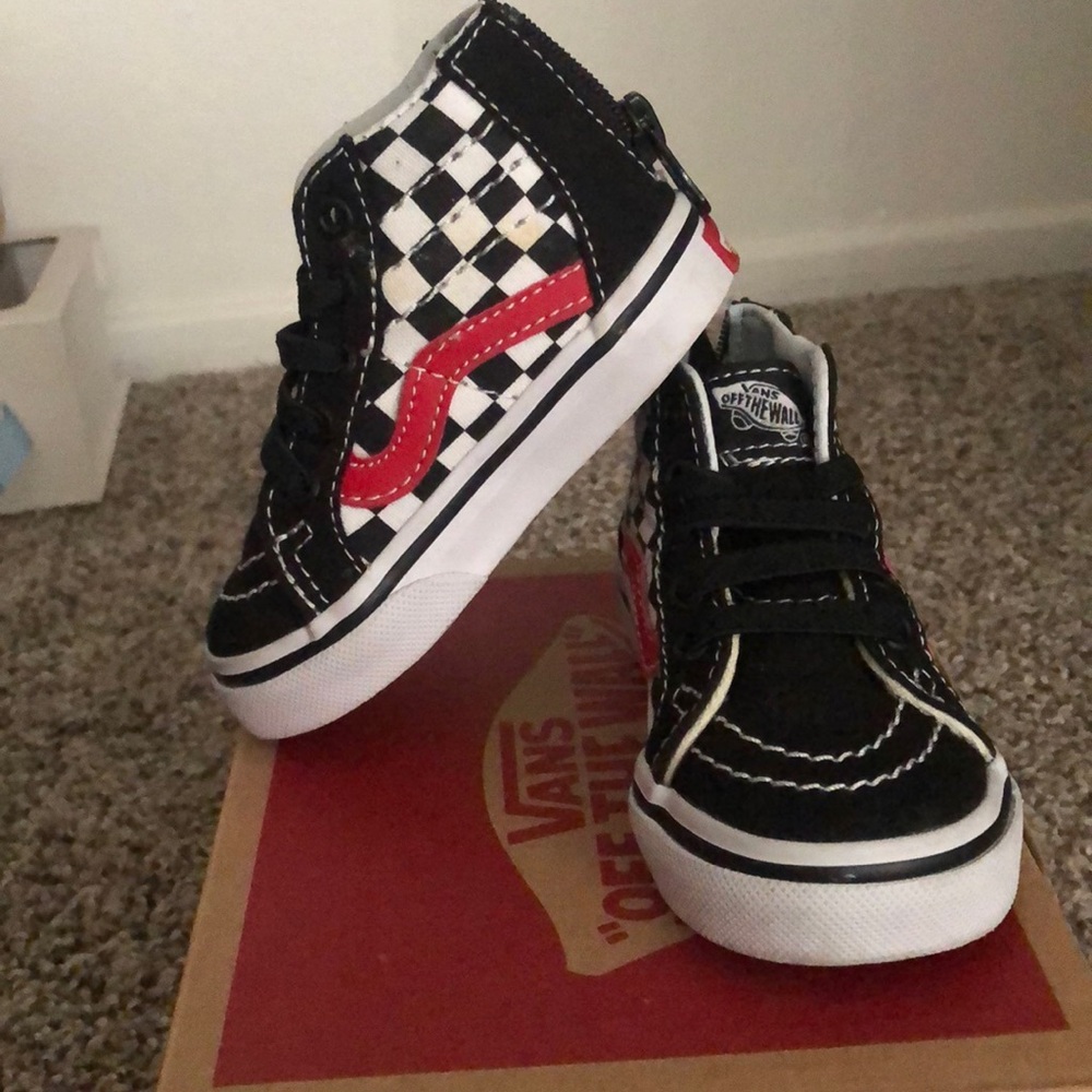 Vans sk8 hi top- black/red toddler
